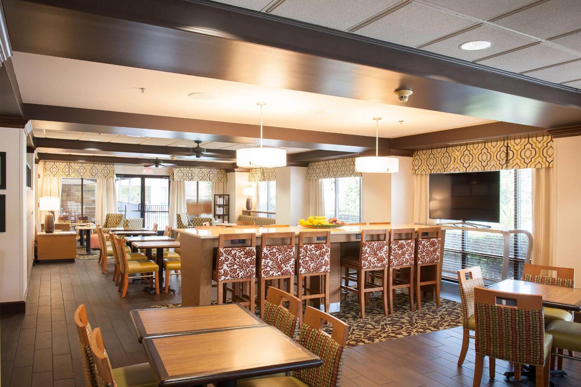 Hampton Inn Pensacola-Airport Kültér fotó