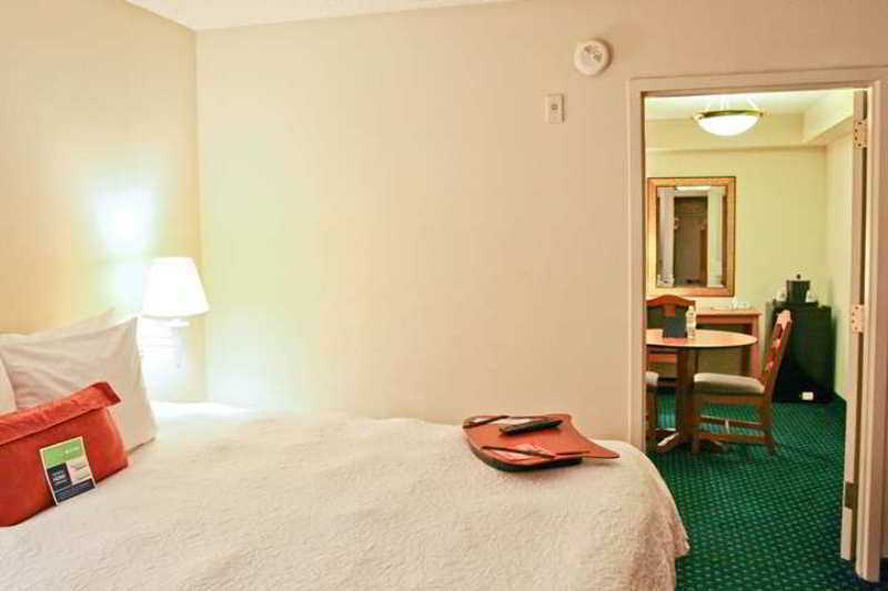 Hampton Inn Pensacola-Airport Szoba fotó